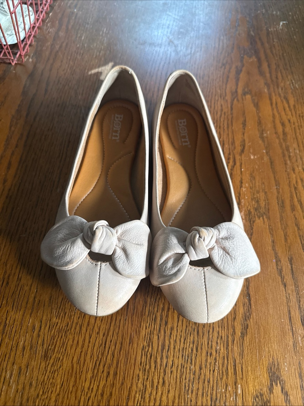 Womens Born Pink Ballet Flats Bow Slip On Shoe Sz 6